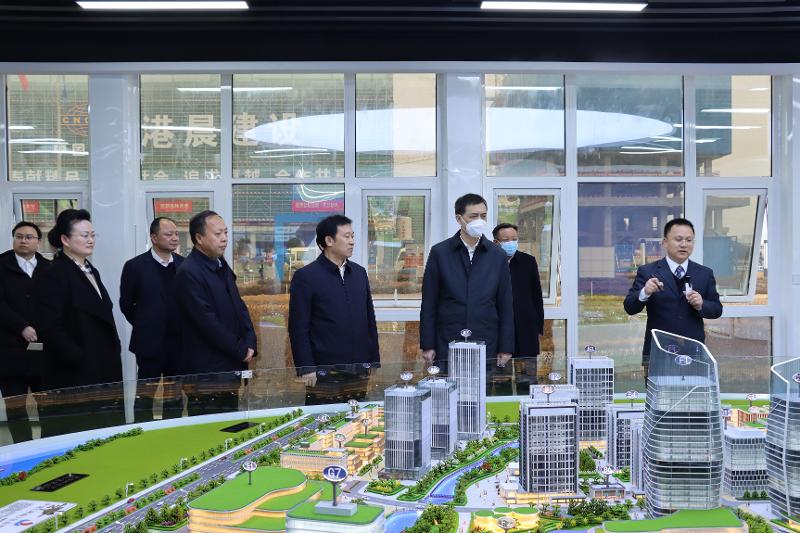 2023年2月，湖南省人民政府副省長周海兵到港晨公司岳陽自貿(mào)片區(qū)數(shù)字經(jīng)濟產(chǎn)業(yè)綜合體建設(shè)項目調(diào)研指導(dǎo)工作