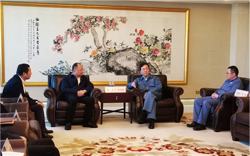 周鴻拜訪上海石化黨委書(shū)記、董事長(zhǎng)郭曉軍